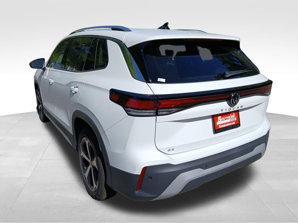 New 2026 Volkswagen Tiguan SE image 3