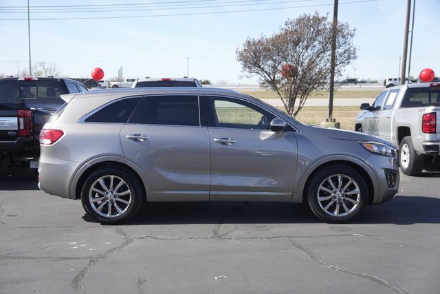 Used 2017 Kia Sorento SX image 5
