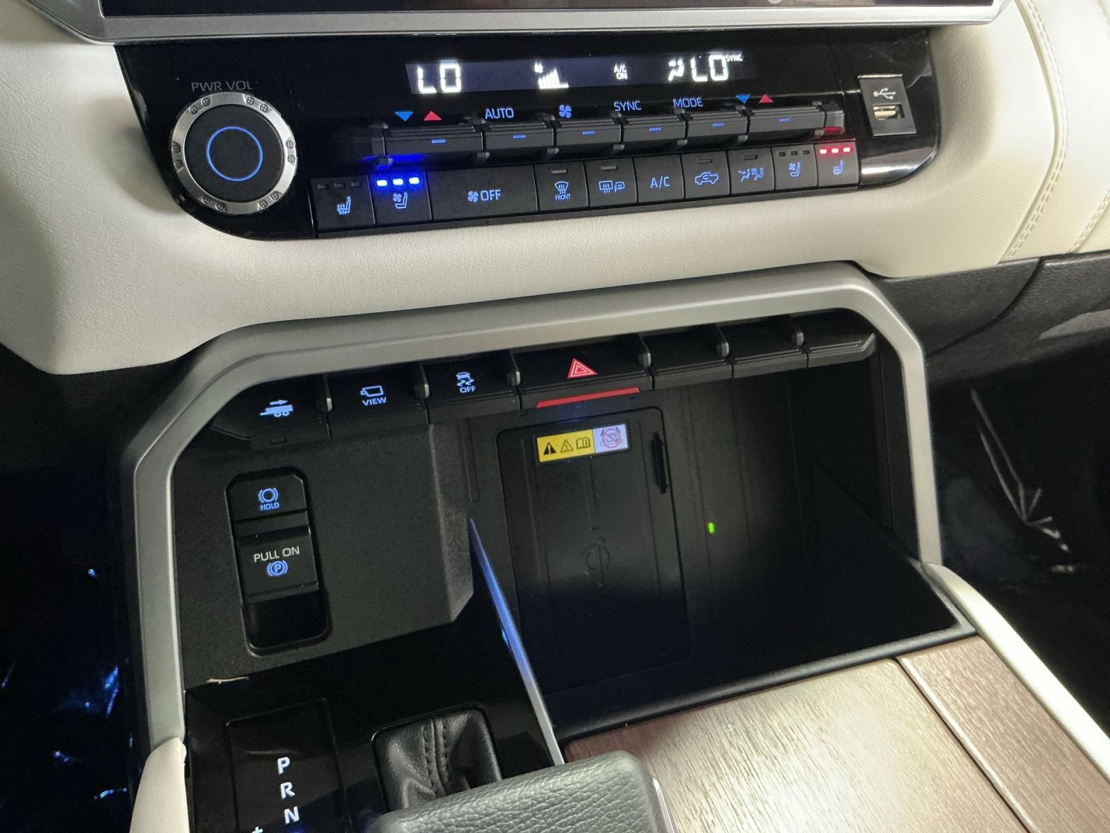 Used 2023 Toyota Tundra Capstone AWD/4WD image 22