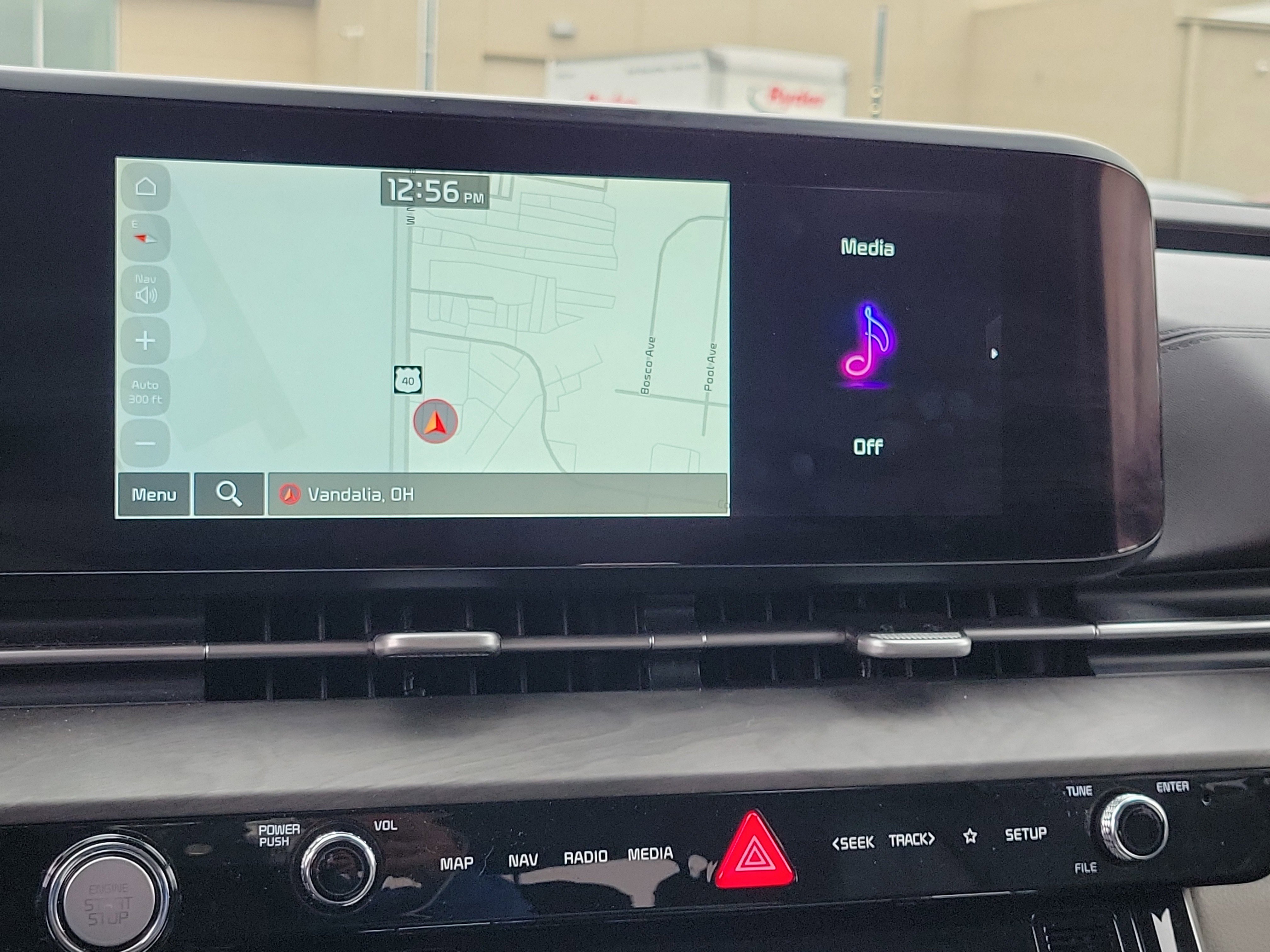 Used 2023 Kia Carnival SX image 26