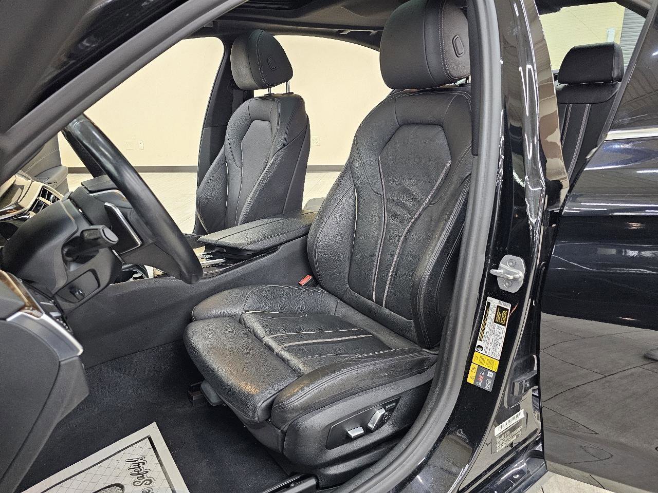 Used 2018 BMW 530e image 18