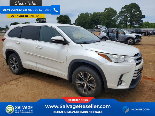 Used 2017 Toyota Highlander Plus FWD image 5