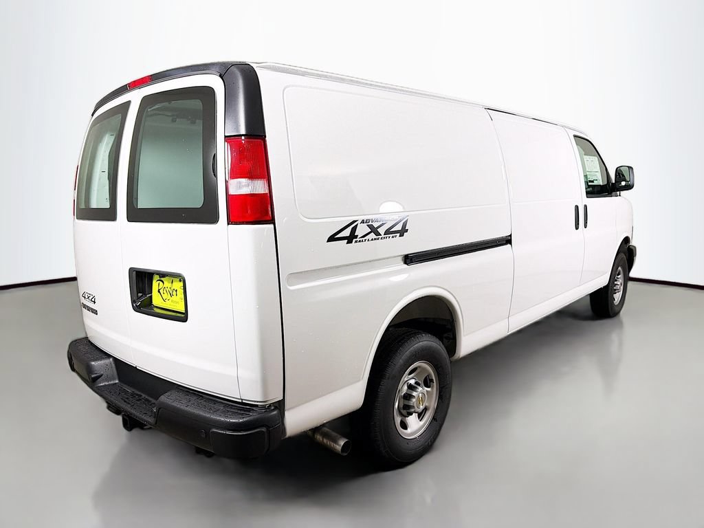 New 2026 Chevrolet Express 3500 Extended w/ Driver Convenience Package RWD image 5