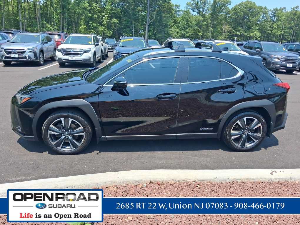 Used 2021 Lexus UX 250h w/ Premium Package AWD/4WD image 7