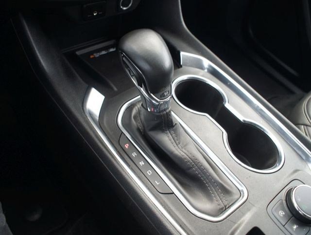 Used 2023 Chevrolet Traverse LT image 11