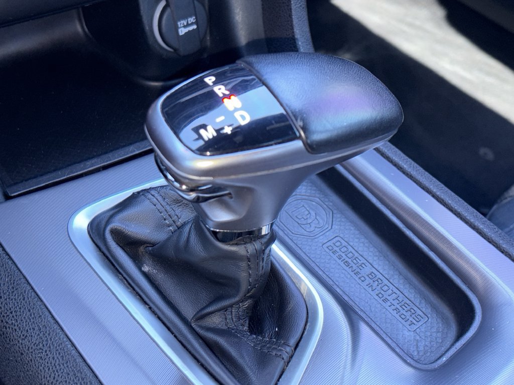 Used 2021 Dodge Charger SXT w/ Leather Interior Group RWD image 6