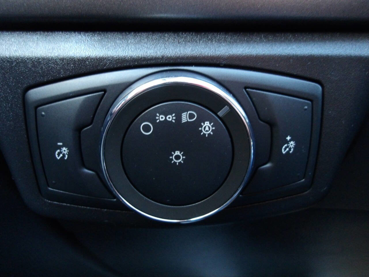 Used 2018 Ford Fusion S image 19