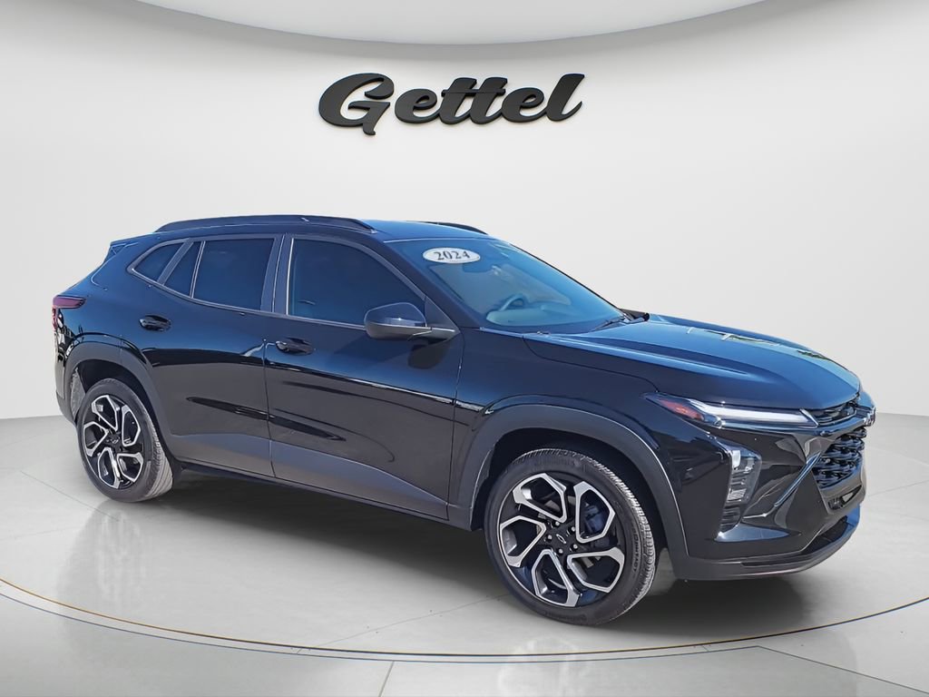 Used 2024 Chevrolet Trax RS w/ Driver Confidence Package image 7