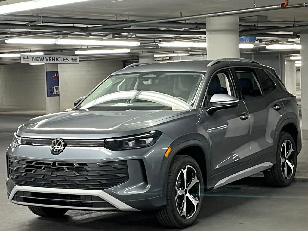 New 2026 Volkswagen Tiguan SE video 3