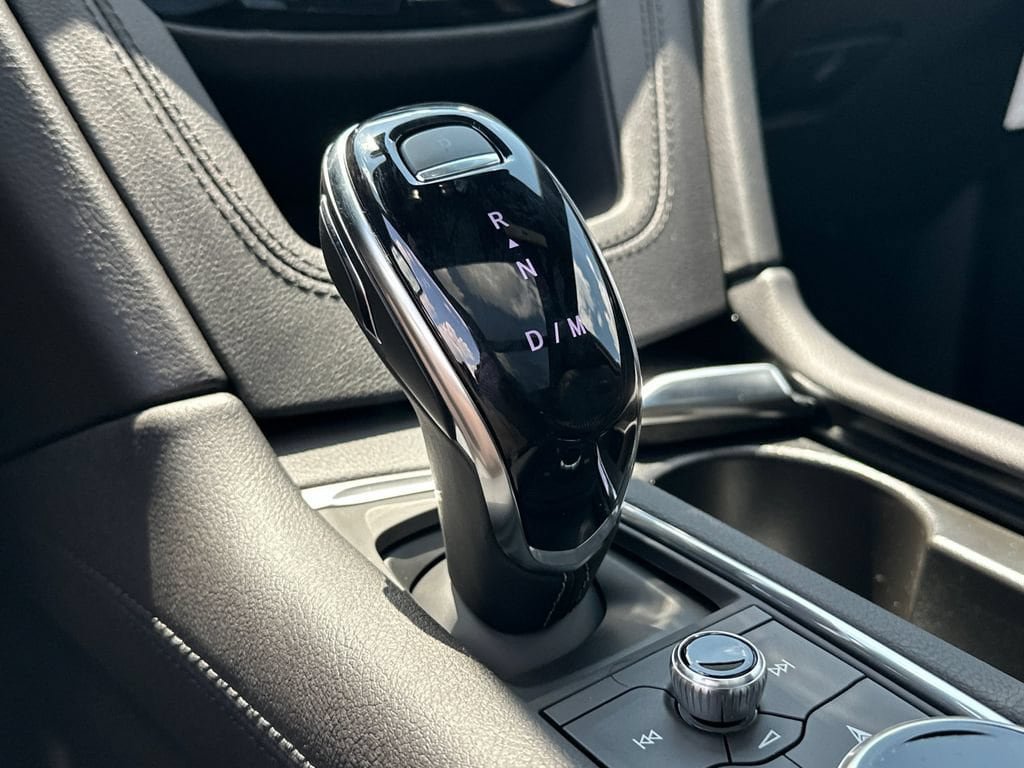 New 2026 Cadillac XT5 Premium Luxury w/ Driver Assist Package FWD image 30