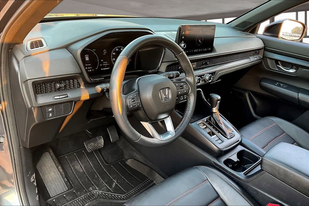 Certified 2025 Honda CR-V Sport-L image 16