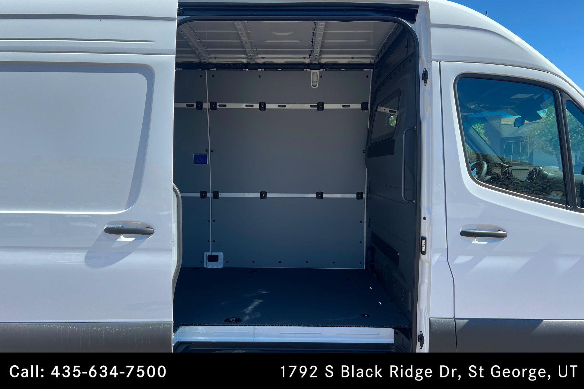 Used 2026 Mercedes-Benz Sprinter 2500 image 14
