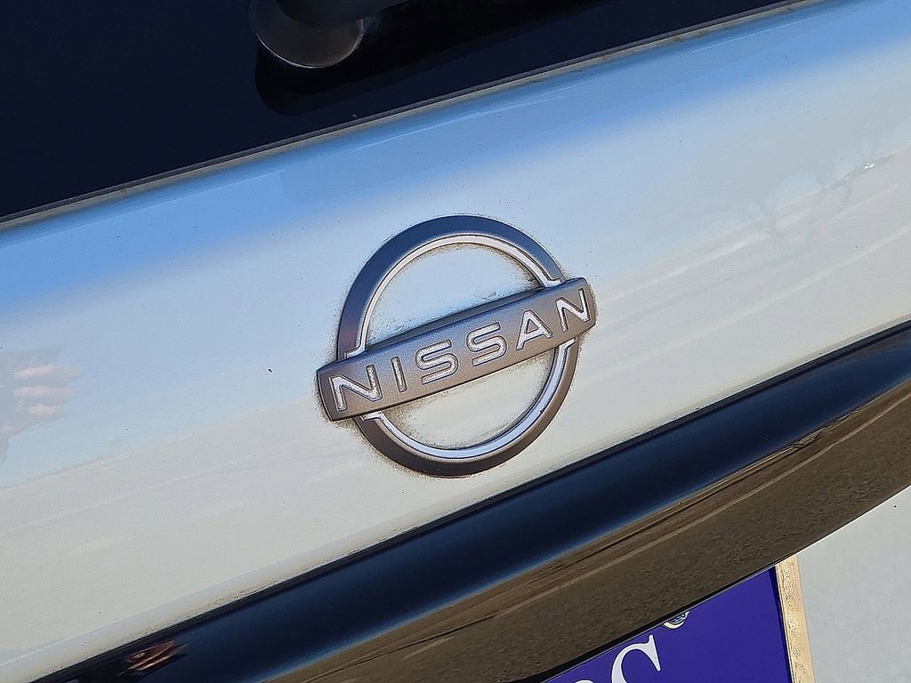 Used 2023 Nissan Murano SV w/ SV Midnight Edition Package image 12