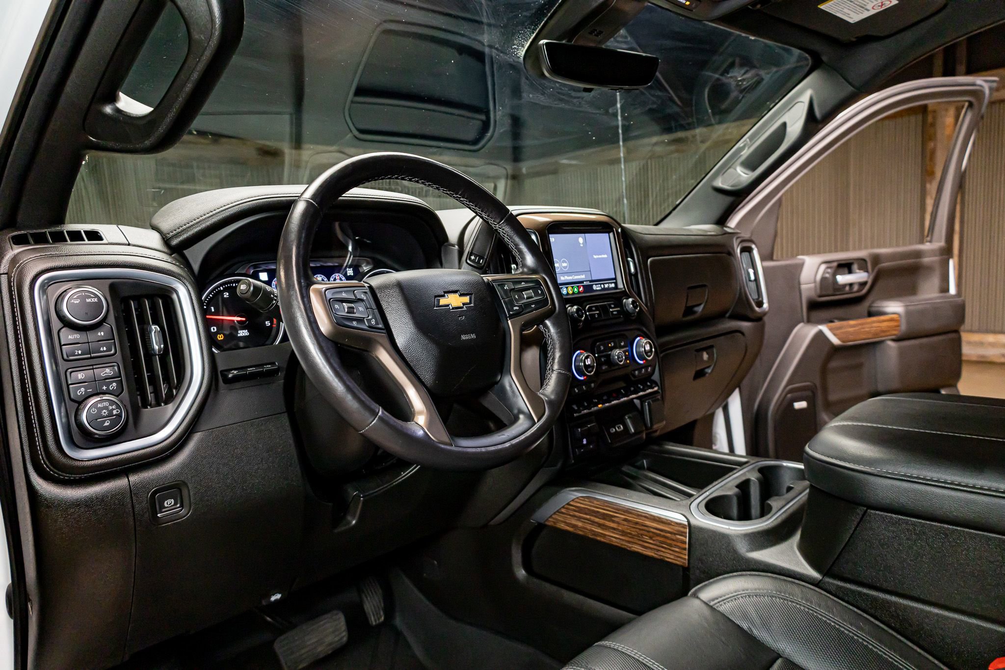 Used 2023 Chevrolet Silverado 3500 High Country w/ Z71 Off-Road Package image 12