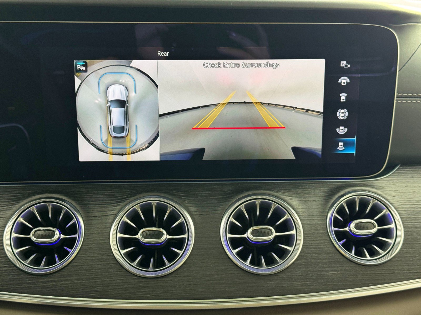 Used 2022 Mercedes-Benz AMG GT 43 image 33