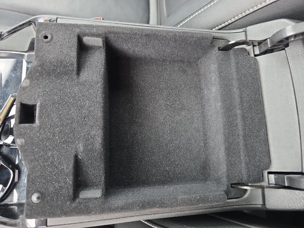 Used 2023 Jeep Grand Cherokee Limited image 33