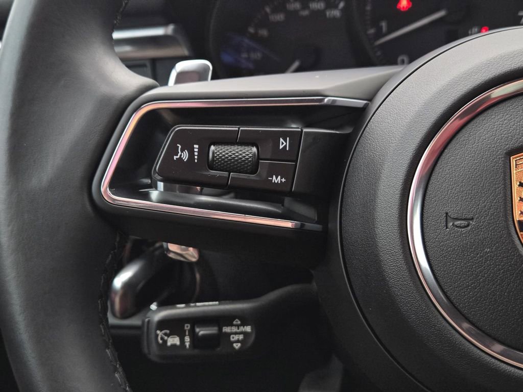 Used 2022 Porsche Macan GTS image 10