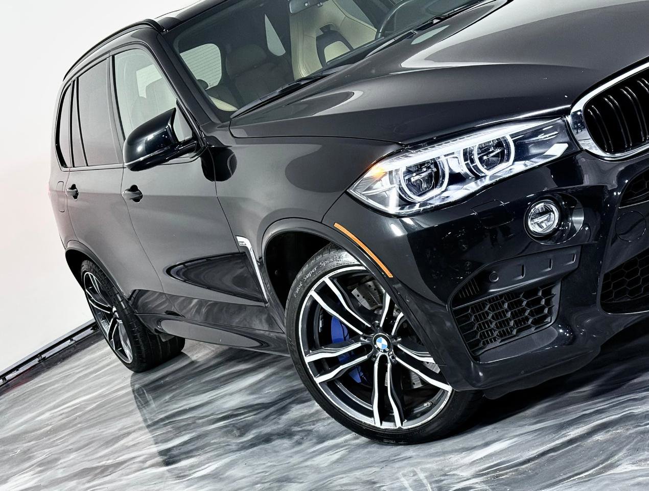 Used 2018 BMW X5 M image 4