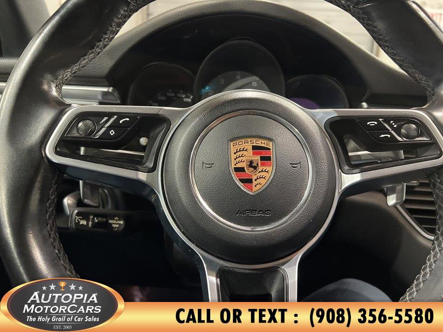 Used 2018 Porsche Macan S image 23