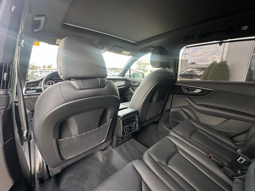 Certified 2025 Audi Q7 3.0T Premium Plus w/ Premium Plus Package image 23
