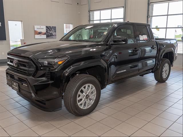 New 2026 Toyota Tacoma SR5 w/ SR5 Upgrade Package AWD/4WD image 4