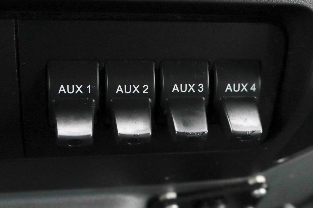 Used 2016 Ford F650 2WD Crew Cab Super Duty image 34