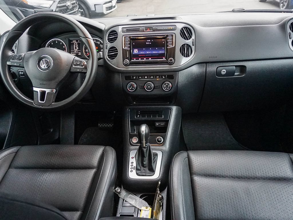 Used 2017 Volkswagen Tiguan S FWD image 15