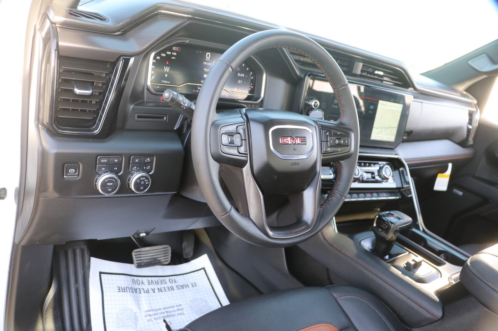 Used 2025 GMC Sierra 1500 AT4 image 15