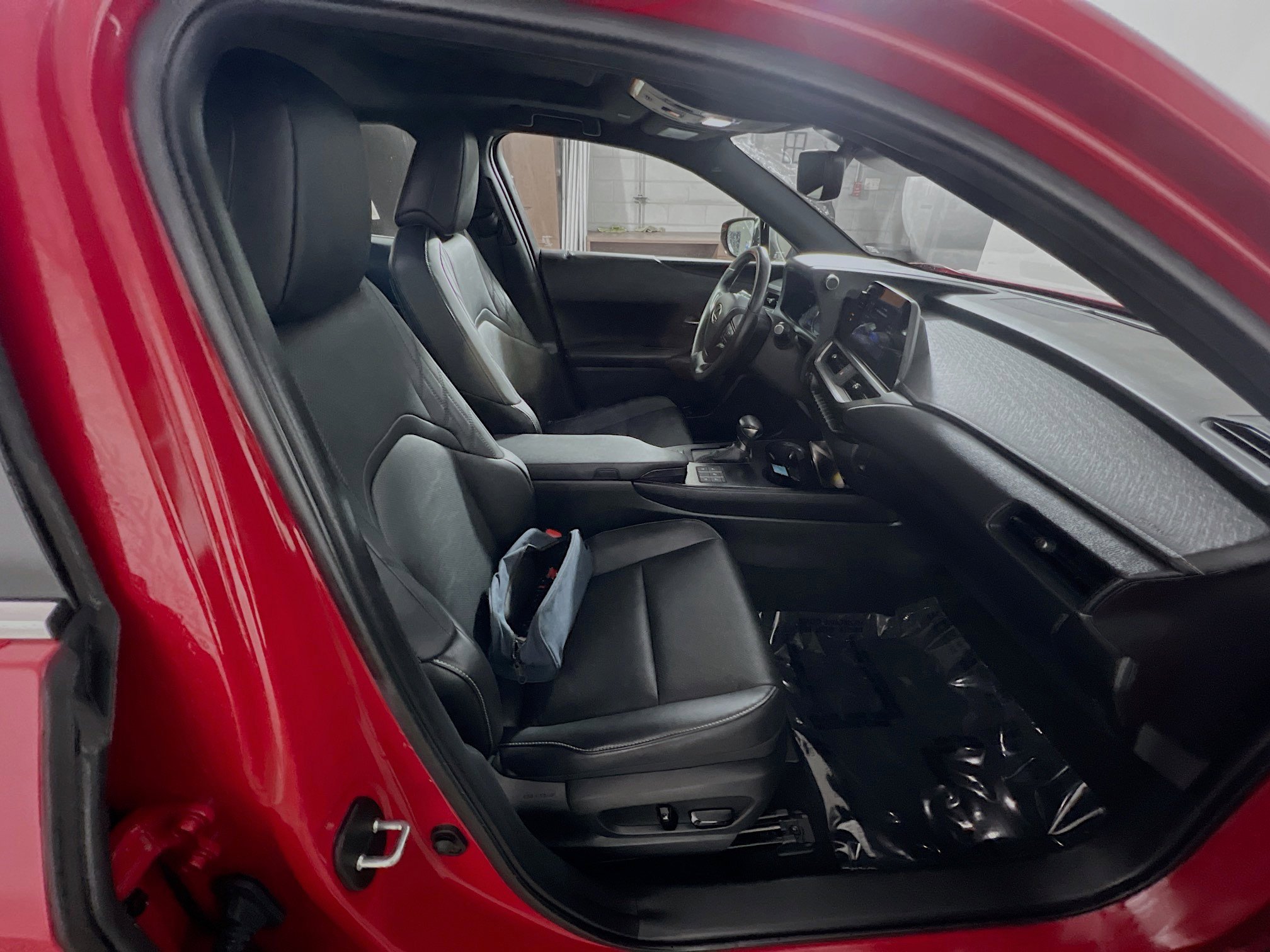 Used 2024 Lexus UX 250h 250h Premium image 31