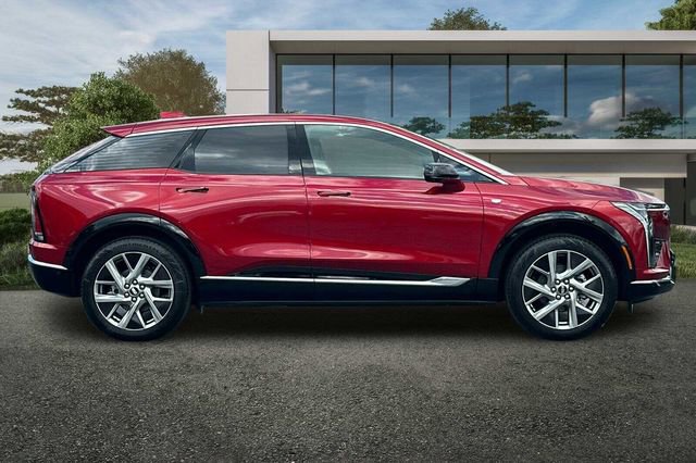 New 2026 Cadillac Optiq Luxury 1 AWD/4WD image 19