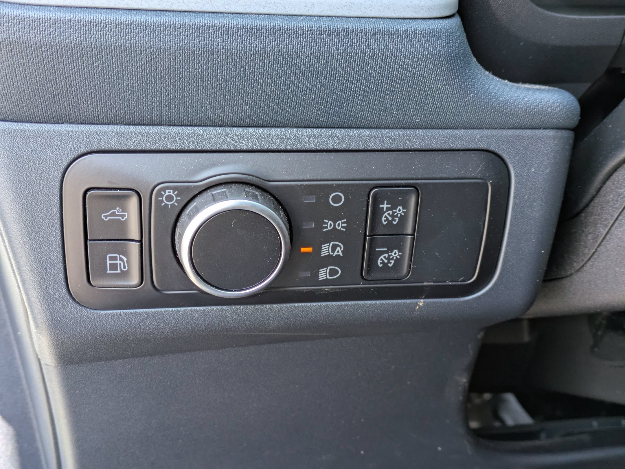 Certified 2024 Ford Maverick Lariat FWD image 15