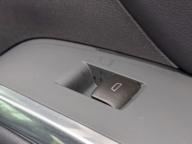 New 2026 Chevrolet Traverse LT w/ Sun and Wheel Package image 39