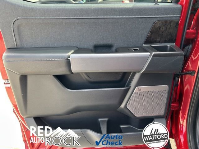 Used 2022 Ford F150 Lariat w/ Equipment Group 502A High image 18