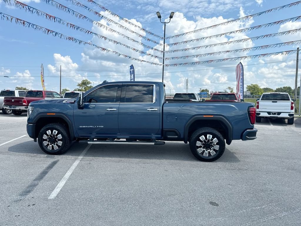 Used 2026 GMC Sierra 2500 Denali w/ Denali Reserve Package AWD/4WD image 11