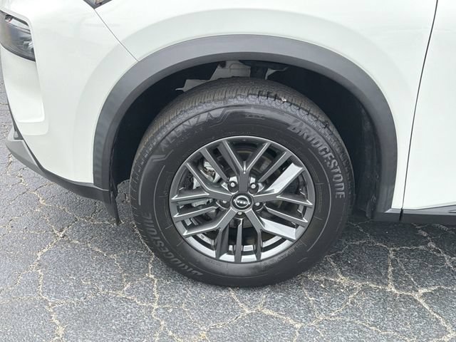 Certified 2022 Nissan Rogue S FWD image 10