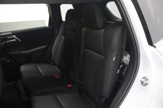 New 2026 Mitsubishi Outlander ES FWD image 25