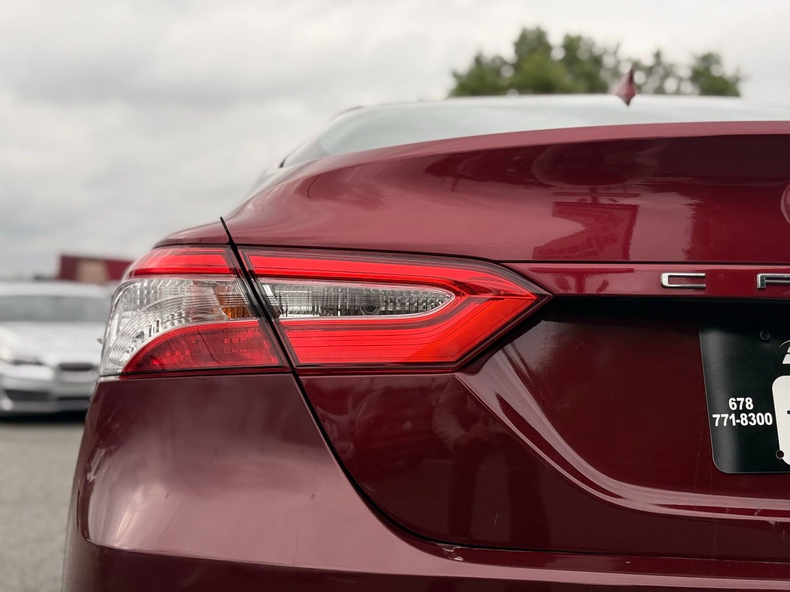 Used 2020 Toyota Camry LE FWD image 9
