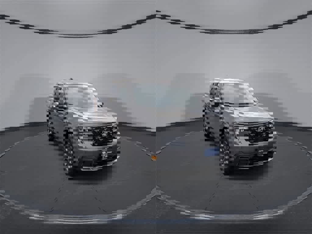 New 2025 Ford Maverick XLT image 2