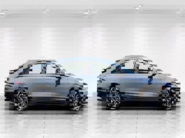 New 2025 Hyundai Ioniq 6 SEL image 4