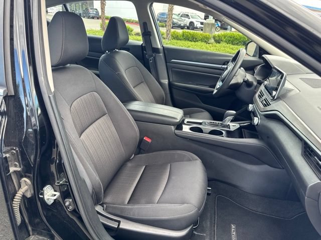 Used 2023 Nissan Altima 2.5 SV FWD image 10