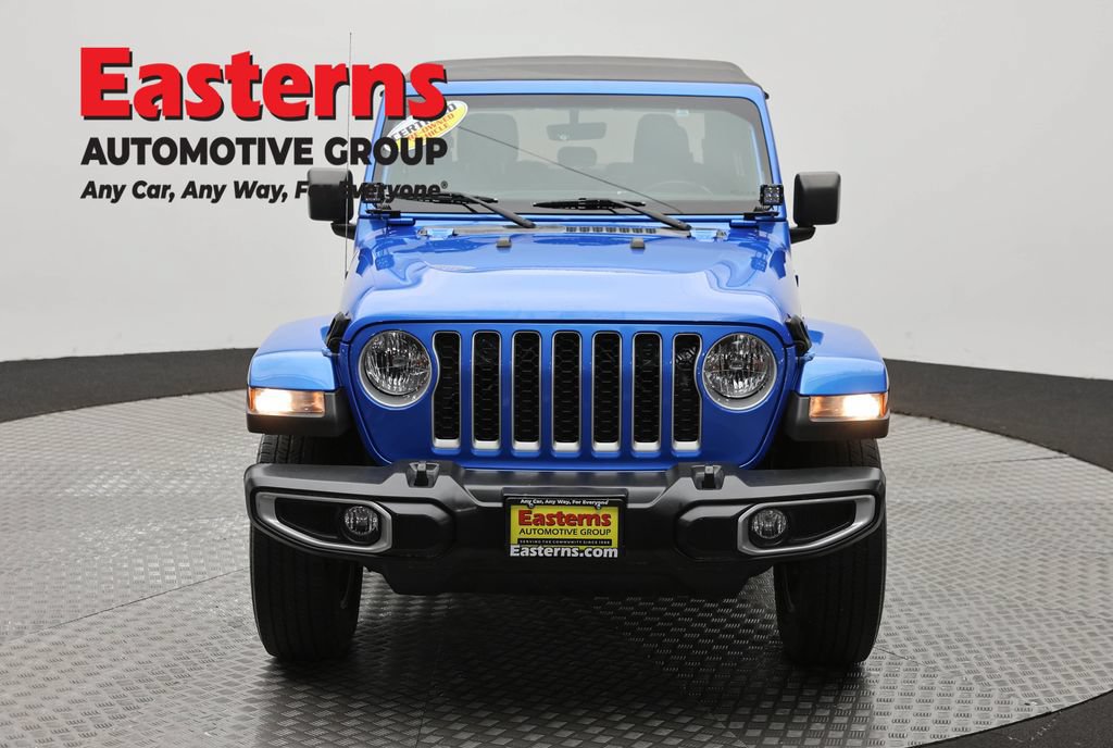 Used 2021 Jeep Gladiator Overland AWD/4WD image 2
