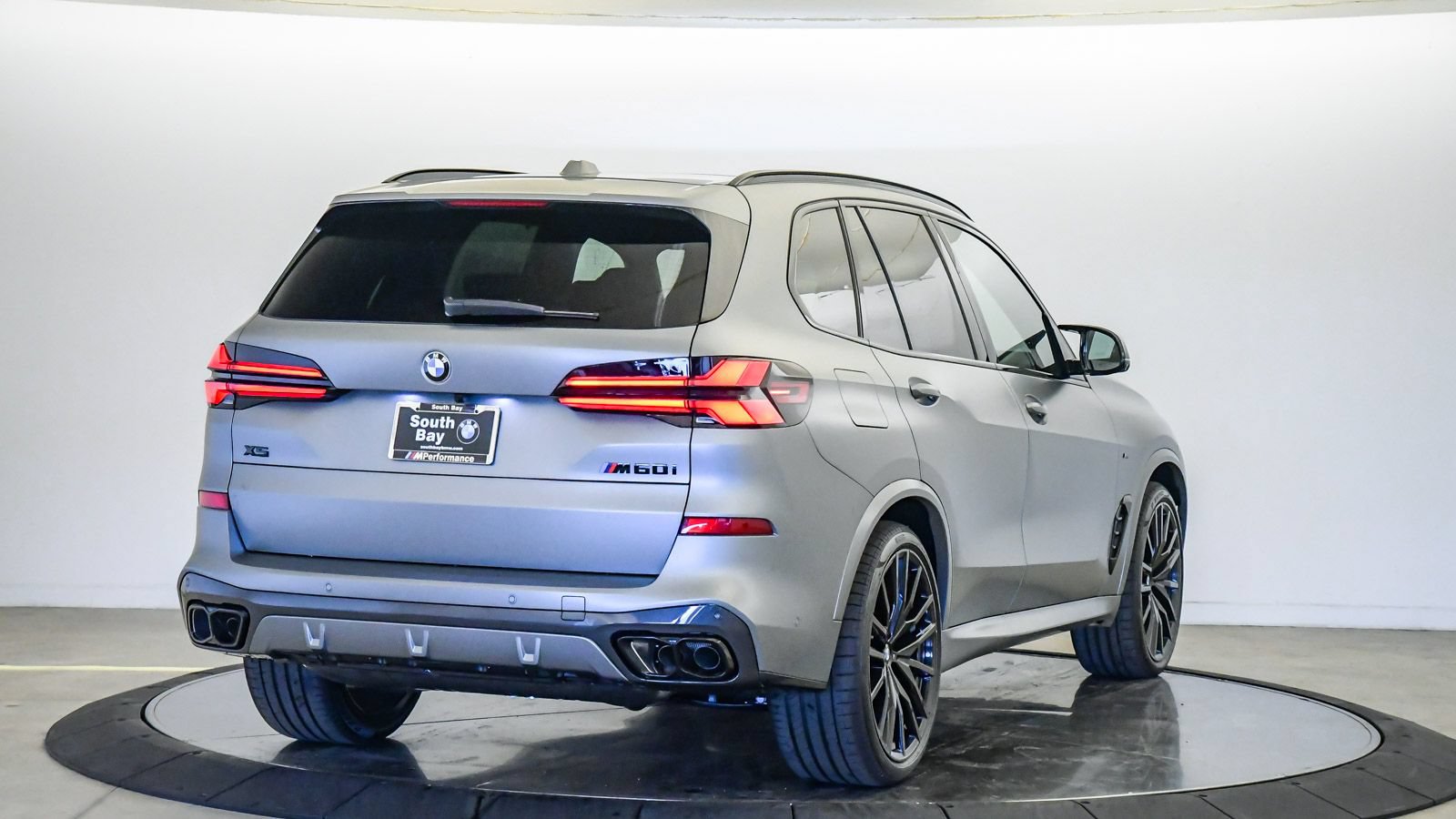 New 2026 BMW X5 M60i AWD/4WD image 5