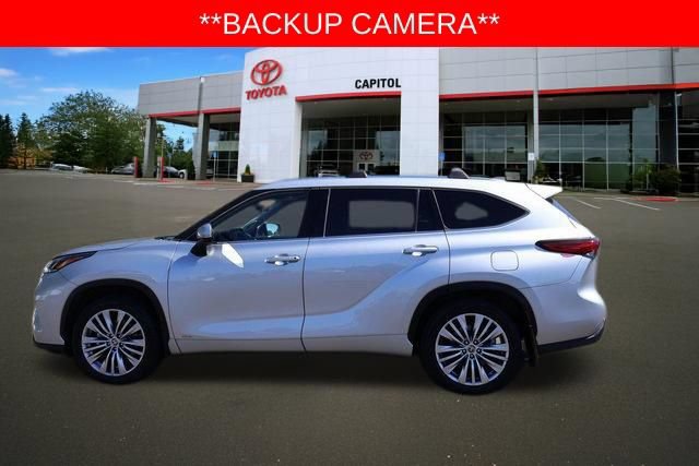 Used 2022 Toyota Highlander Platinum AWD/4WD image 8