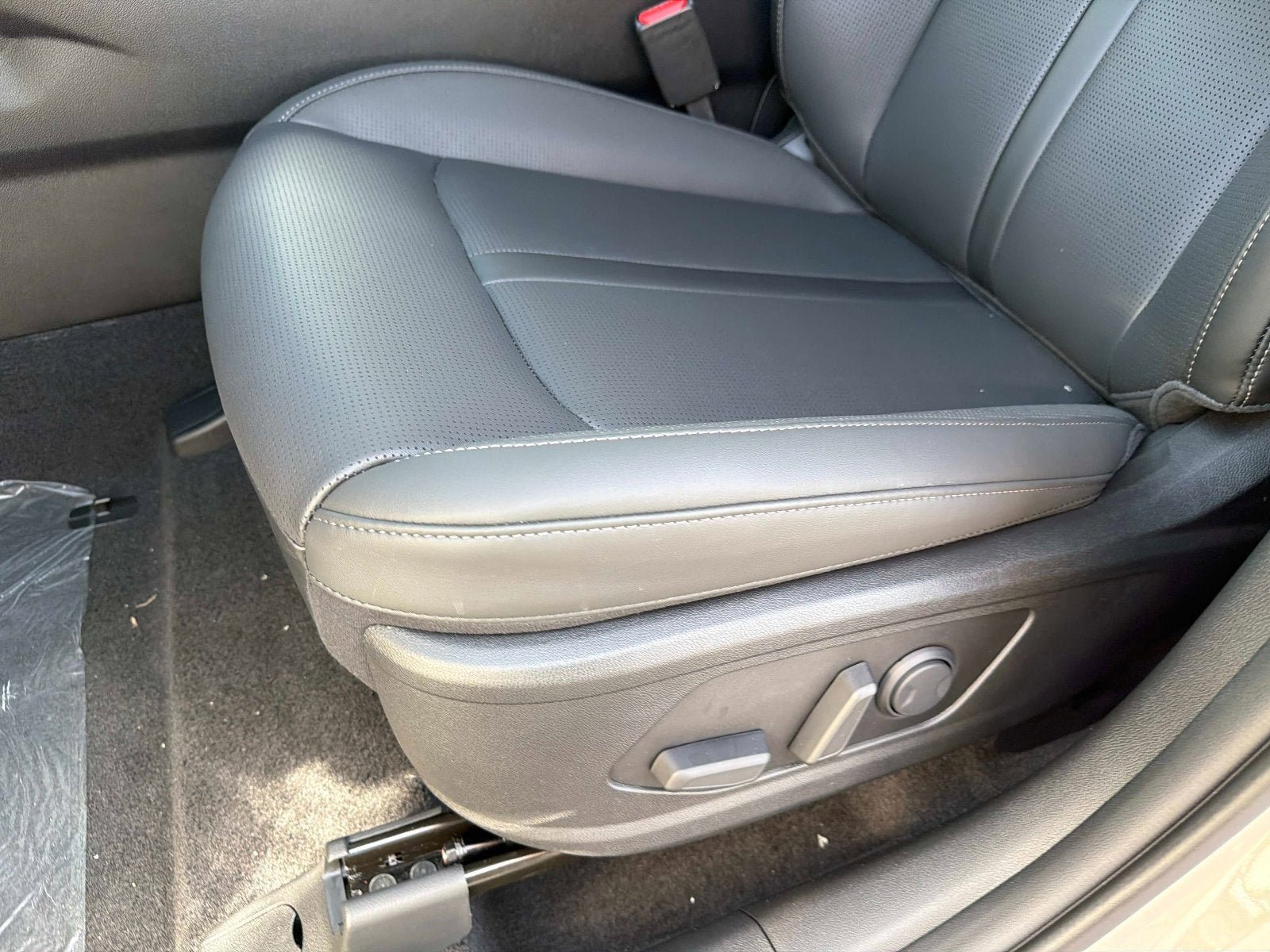 New 2026 Kia Sorento EX FWD image 16