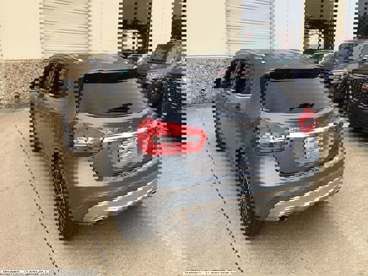 Used 2017 Mercedes-Benz GLA 250 image 4