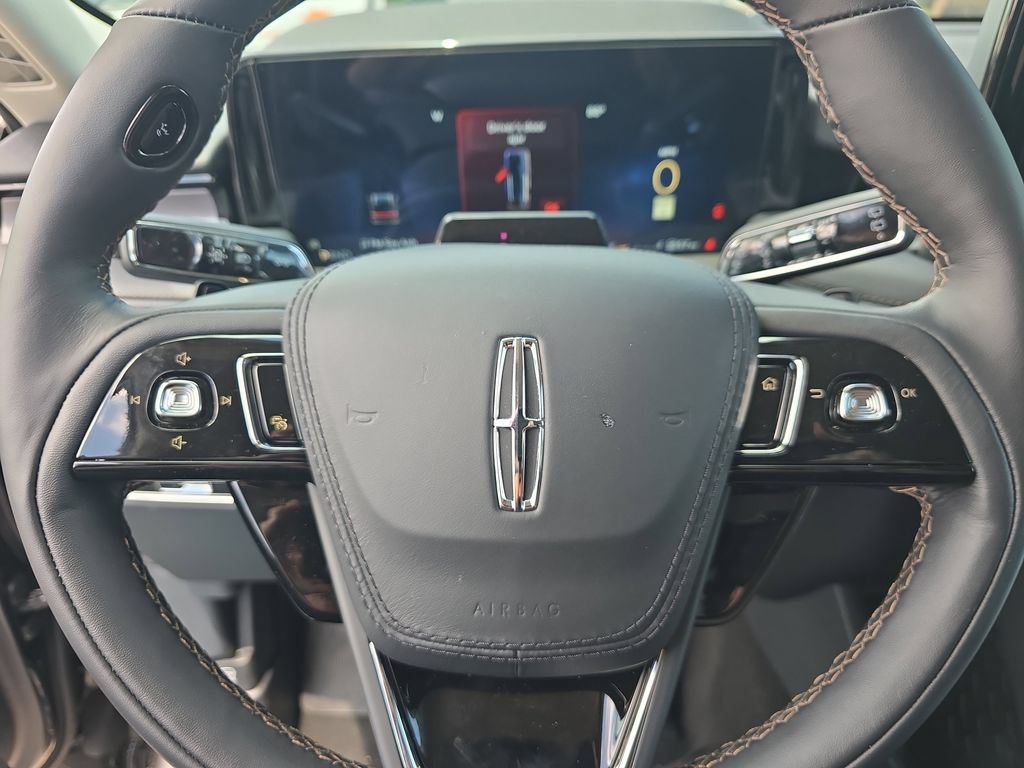 New 2026 Lincoln Aviator 2WD image 15