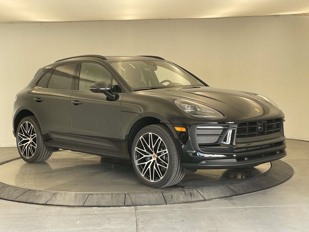 New 2026 Porsche Macan AWD/4WD image 9
