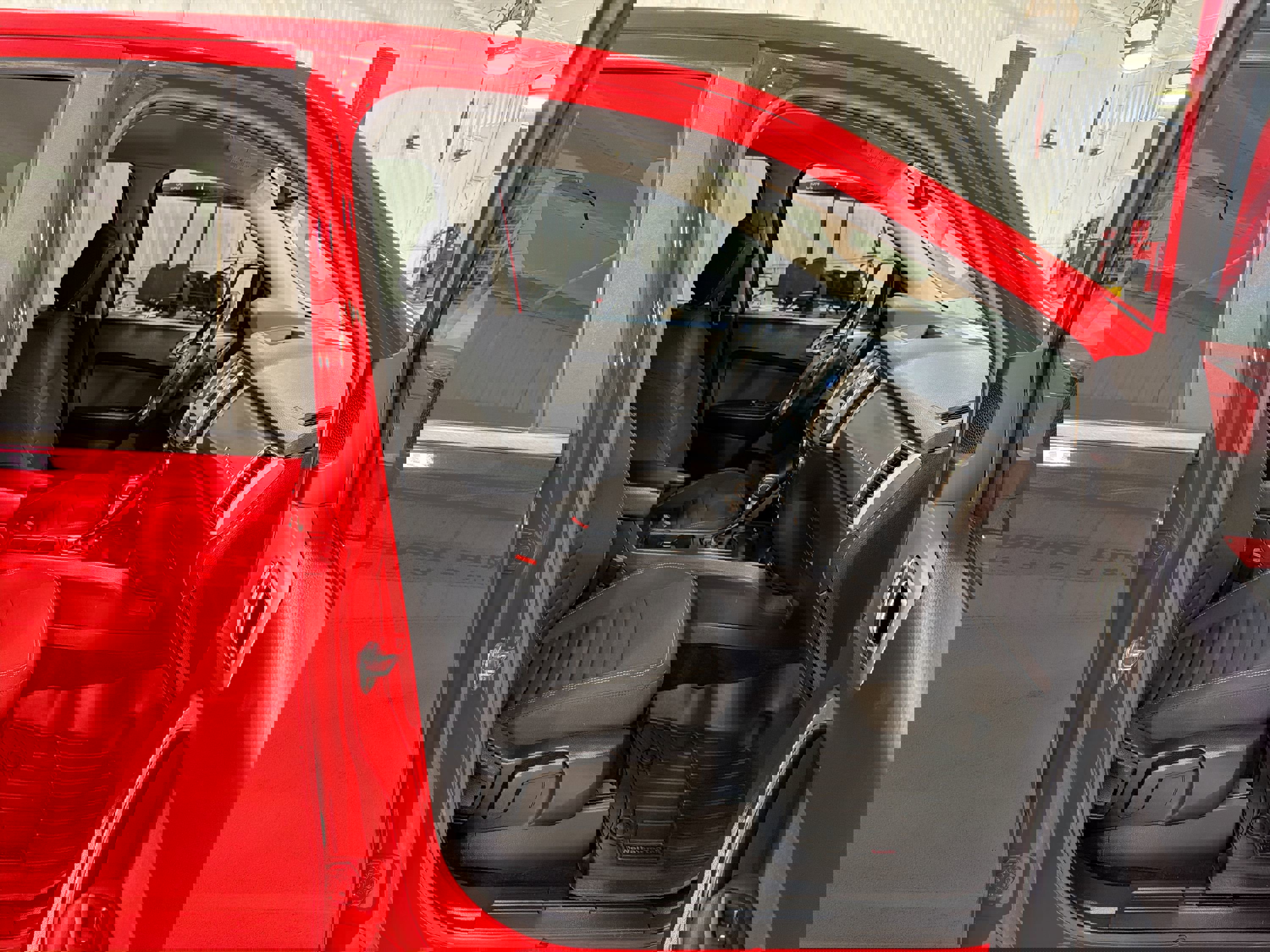 Used 2020 Ford Ranger XLT w/ Equipment Group 301A Mid image 28