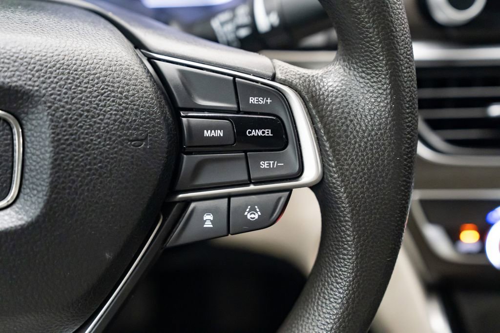 Used 2018 Honda Accord LX image 15