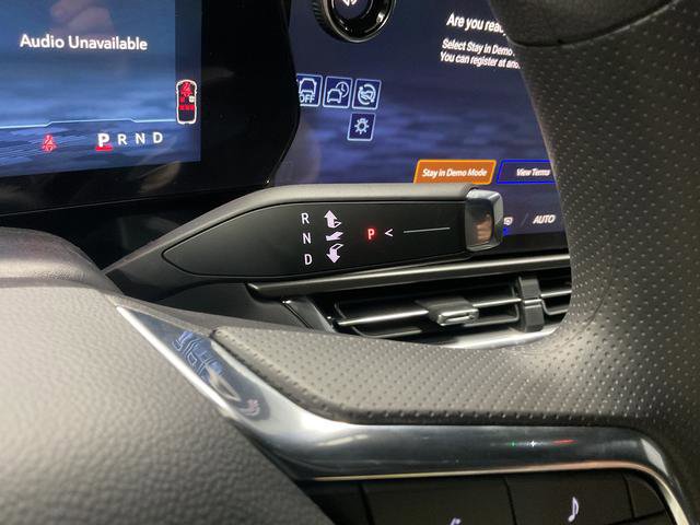 New 2026 Chevrolet Equinox EV LT image 18